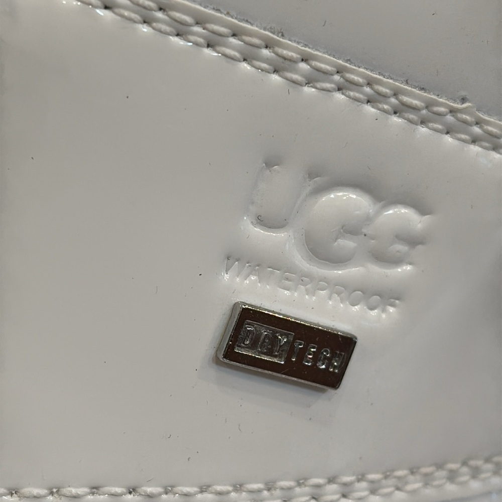 NEW! UGG Adirondack III Patent Leather Boot in White - Picture 12 of 12